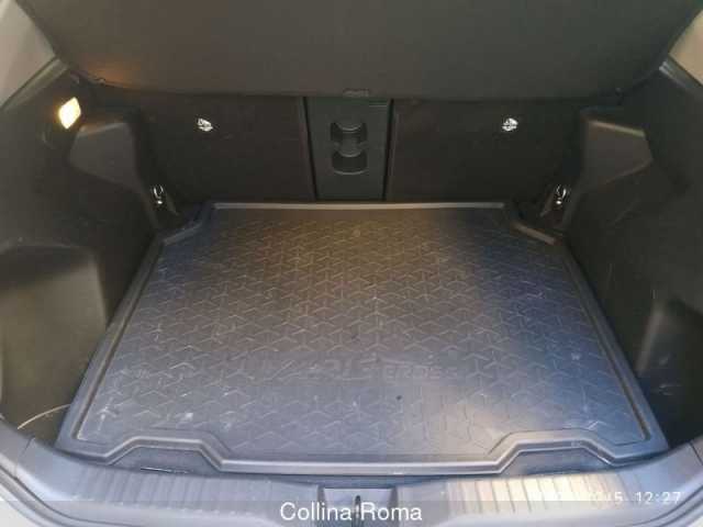 Toyota Yaris Cross 1.5l - Argento