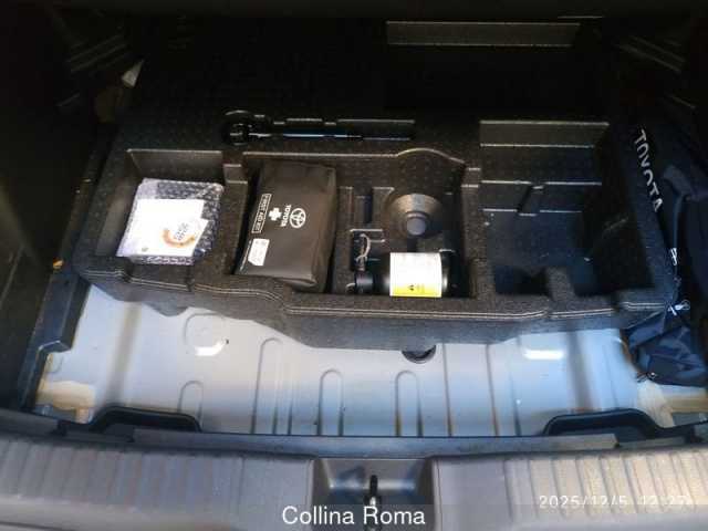 Toyota Yaris Cross 1.5l - Argento