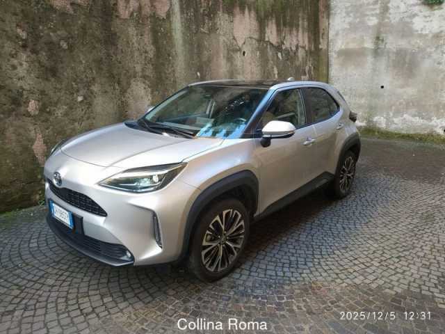 Toyota Yaris Cross 1.5l - Argento