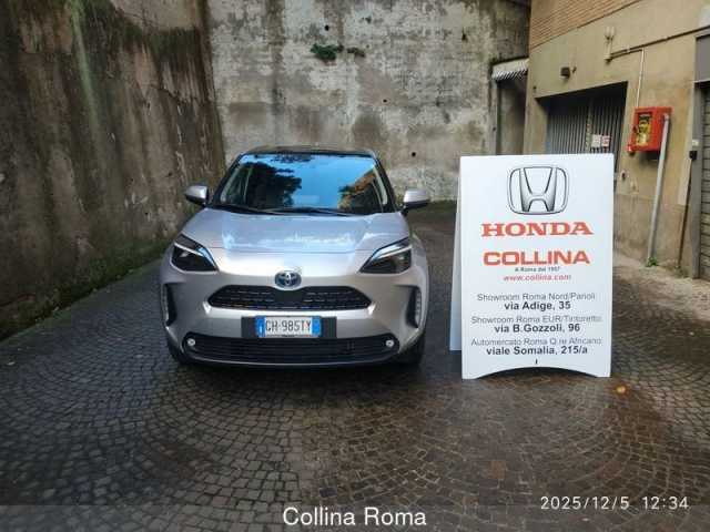 Toyota Yaris Cross 1.5l - Argento