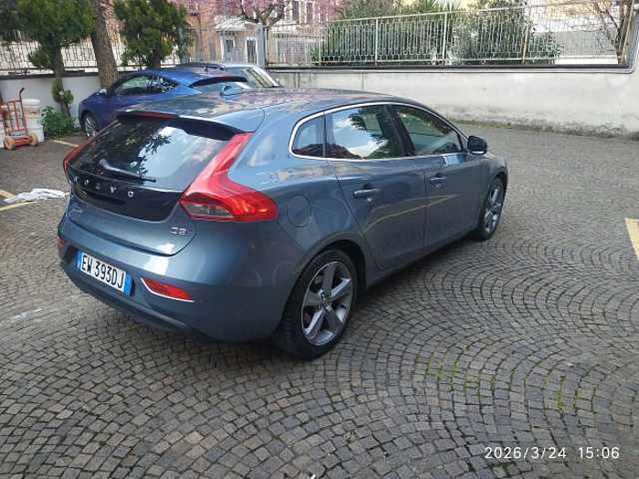 Volvo V40 1.6l